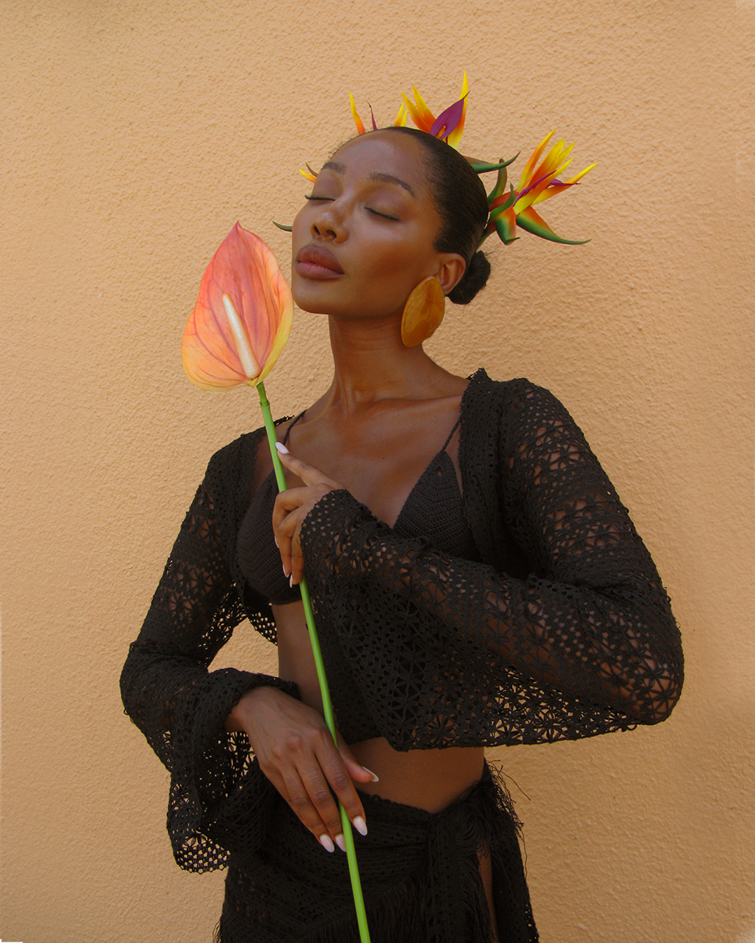 Chica Bell-Sleeved Bolero | Noir Crochet