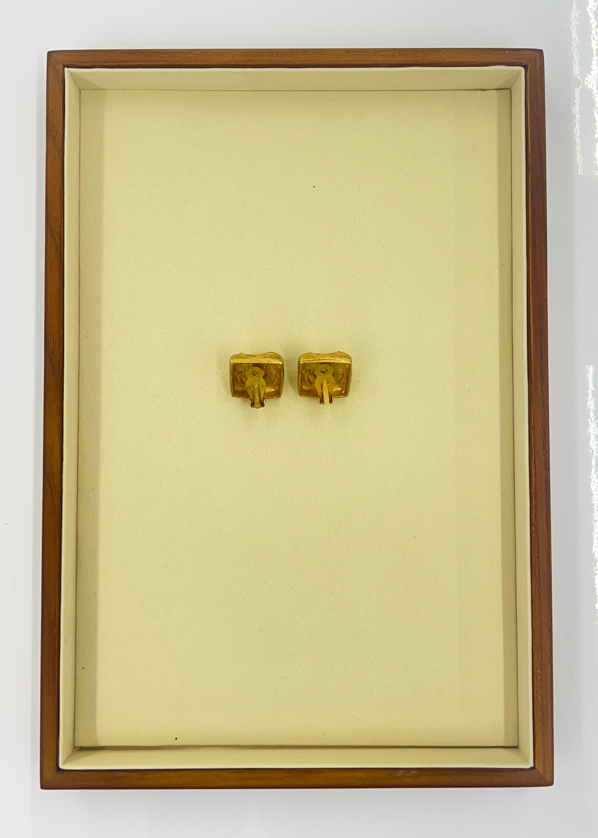 SQUARE GOLD & PEARL | EARRINGS