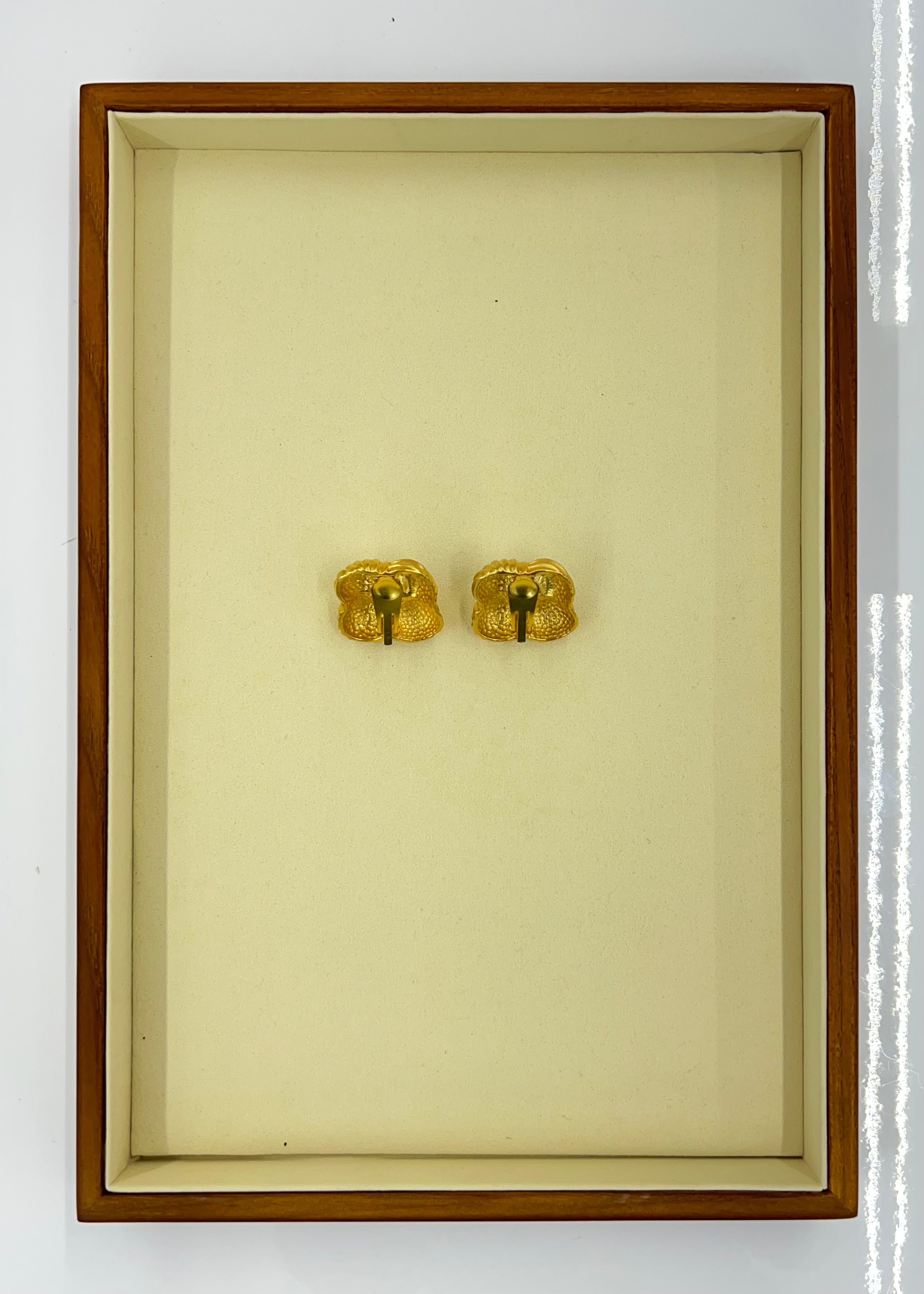 SQUARE GOLD & PEARL | EARRING