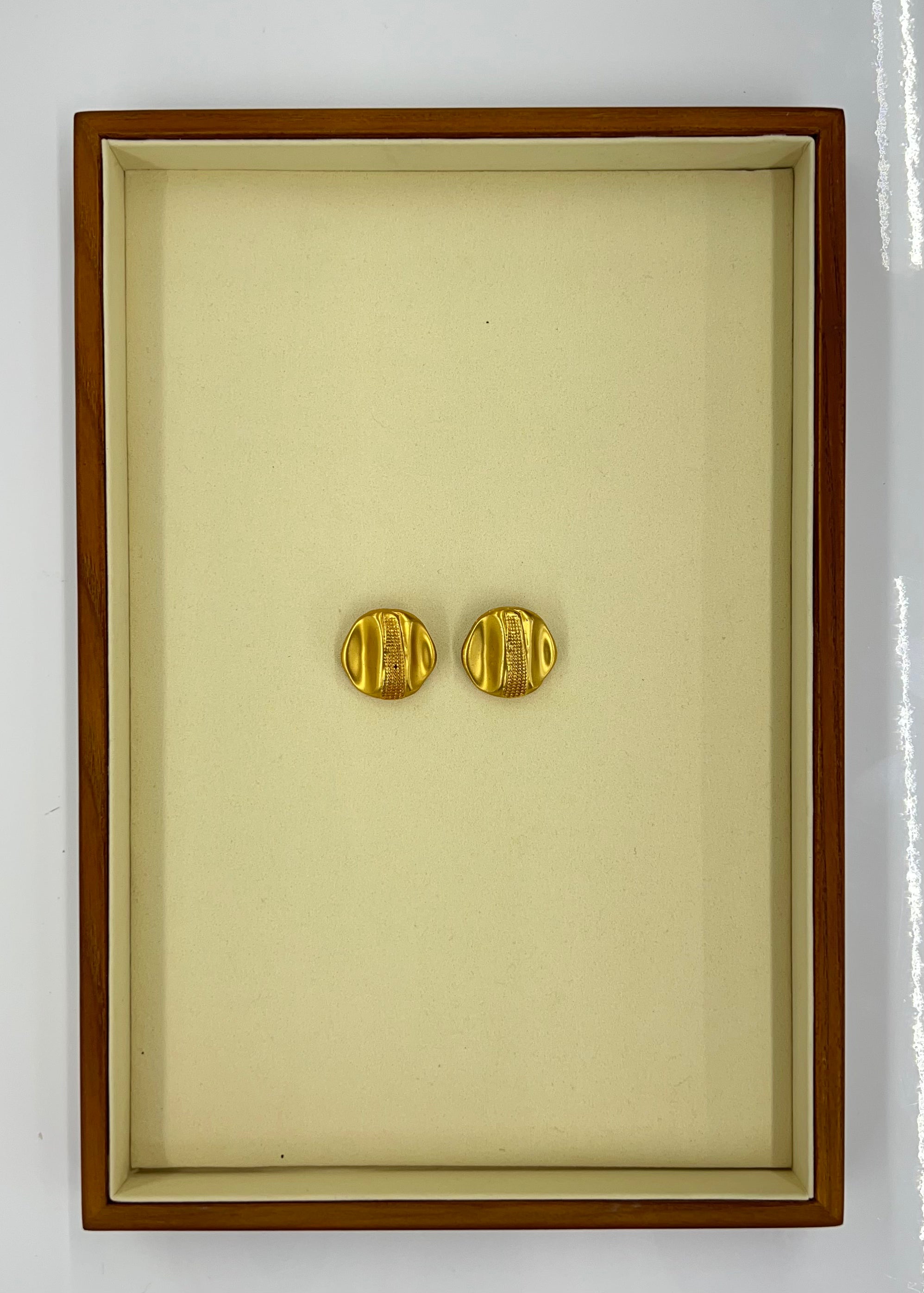 CIRCLE GOLD | EARRINGS